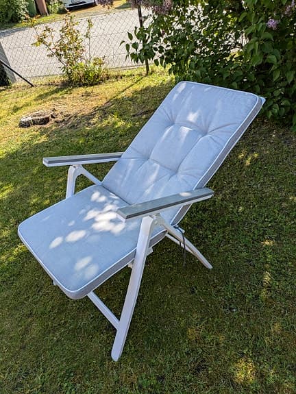 Mio positionsstol för trädgården eller balkongen