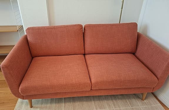 Ikea soffa och 50 talsbord