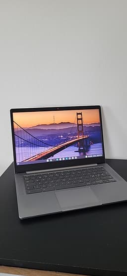 Lenovo bärbar dator 14 tum grå
