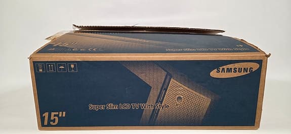 Samsung Super Slim LCD TV