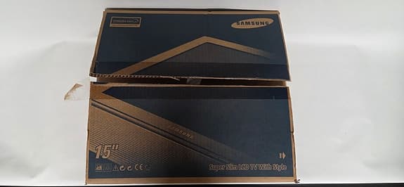 Samsung Super Slim LCD TV