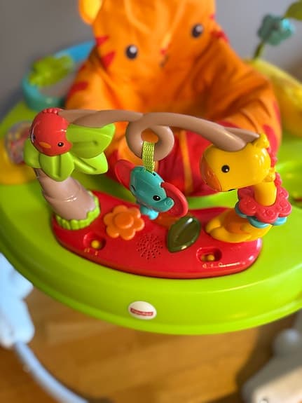 Fisher-Price hoppgunga / activity center för bebis