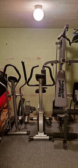 Skip Sport multigym och träningscykel