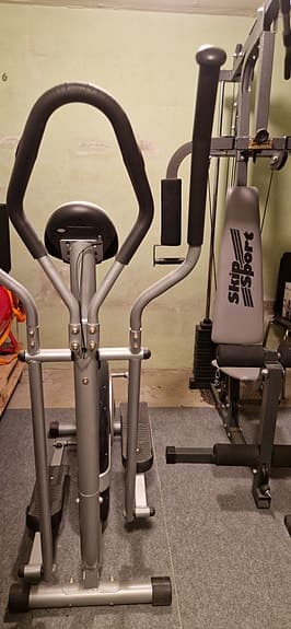 Skip Sport multigym och träningscykel