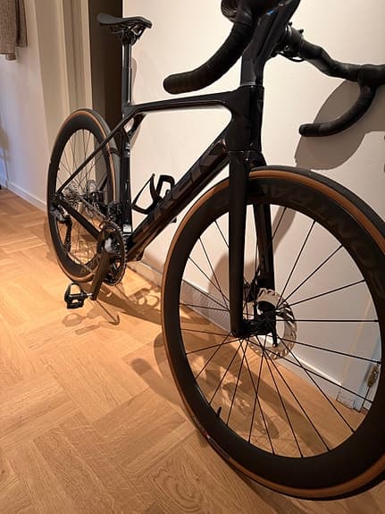 Ny Trek Madone SL7 gen8 2026 - se priset!
