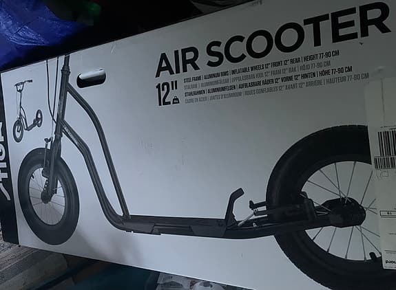 Air Scooter sparkcykel 12" svart