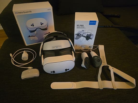 Meta Quest 3s VR-headset med BOBOVR M3 Pro huvudband