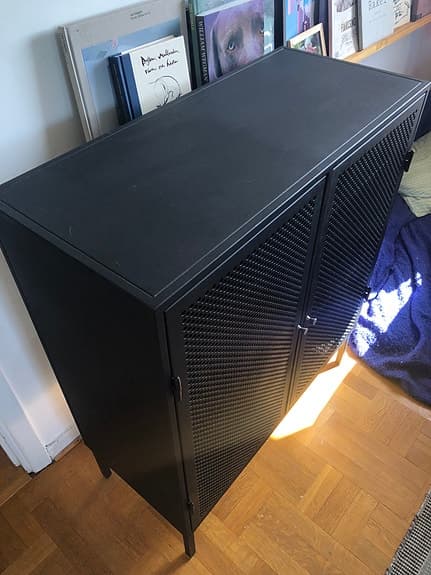 Svart skåp metall, Ilva