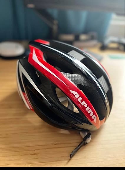 Alpina Pheos cykelhjälm 50–55 cm svart röd