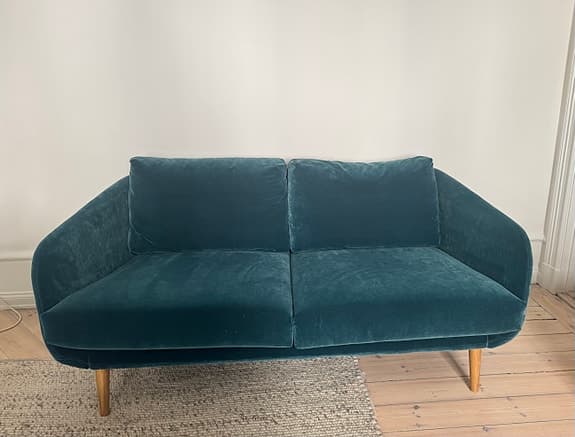 2,5-sits soffa i petrolfärgad sammet