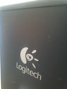Logitech S-220 Högtalarsystem 2.1 med subwoofer
