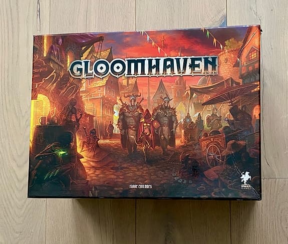 populära fantasibrädspelet Gloomhaven från Cephalofair Games