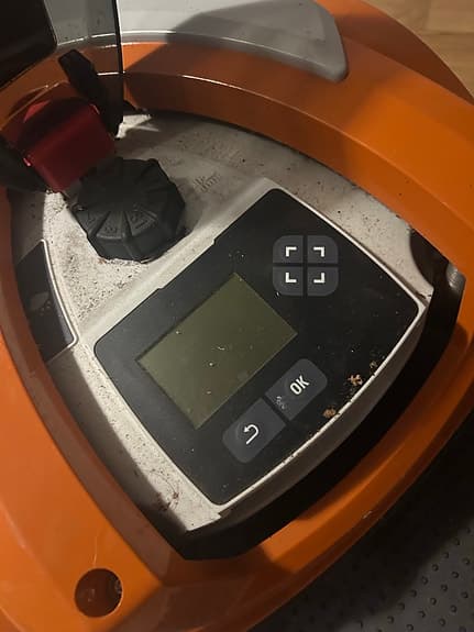 Stihl iMow robotgräsklippare med laddstation