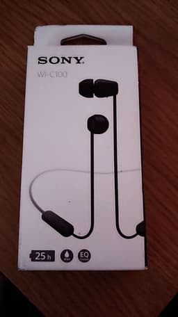 Sony WI-C100 in-ear hörlurar svart