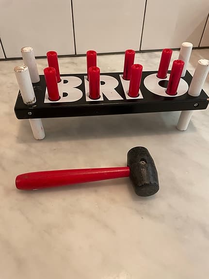 BRIO bultbräda med hammare