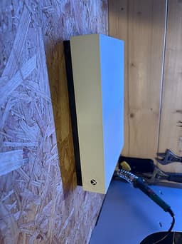 Xbox One S (Slim)