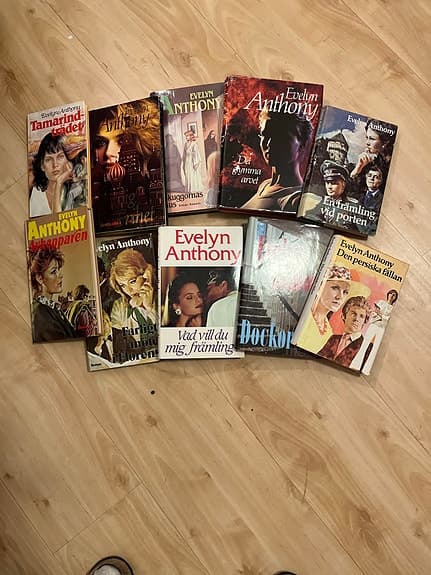 Evelyn Anthony – 10 böcker romaner