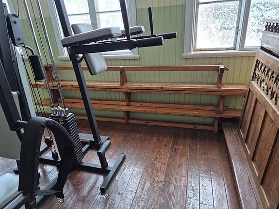 Multigym träningsstation med vikter