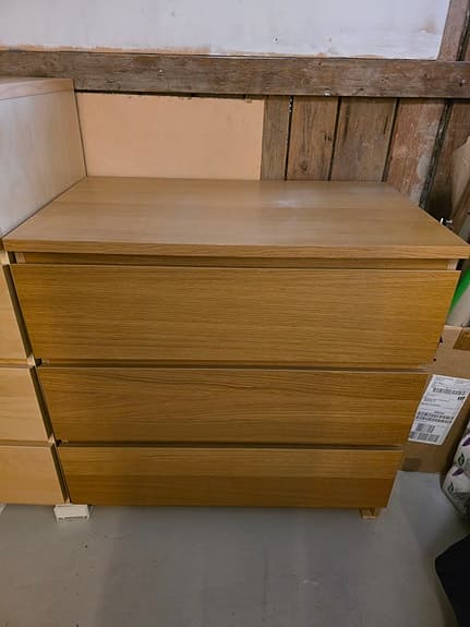 MALM byrå 3 lådor ekfaner