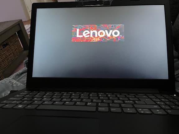 Lenovo V145 15"