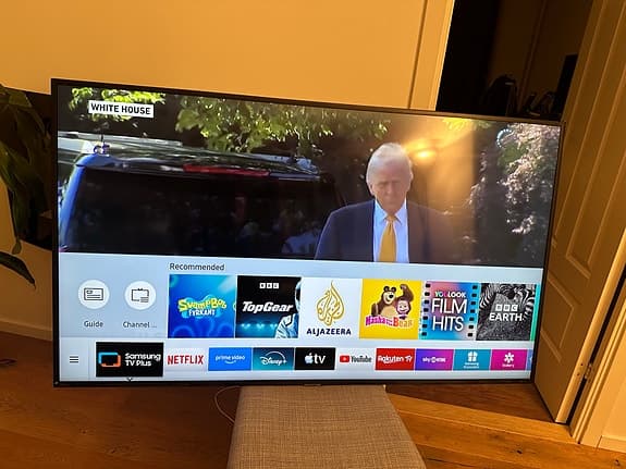 Samsung smart 55tum 4K ULTRA HD Tv