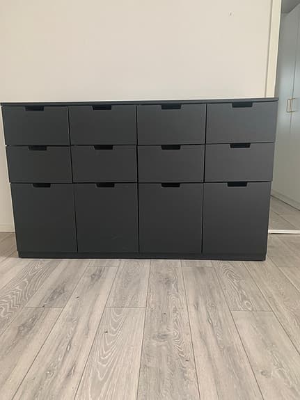 IKEA byrå svart med lådor och skåp