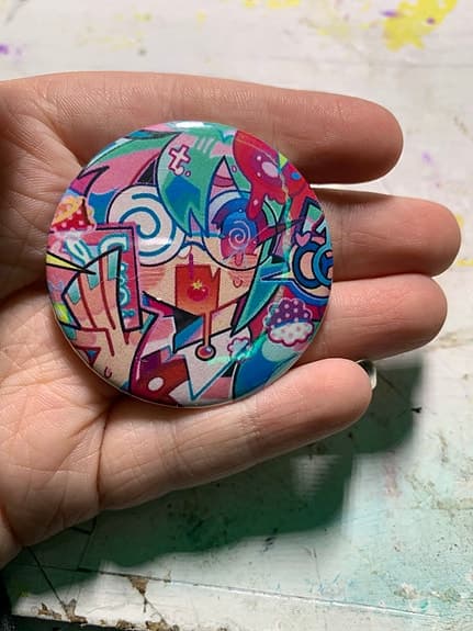 Hatsune Miku och Teto metal pins 4,5cm