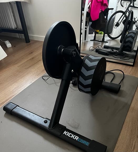 Wahoo Kickr Core 2 cykeltrainer svart