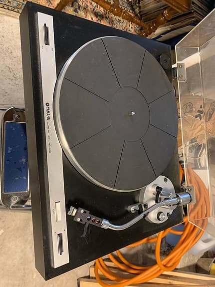Yamaha YP-B2 skivspelare
