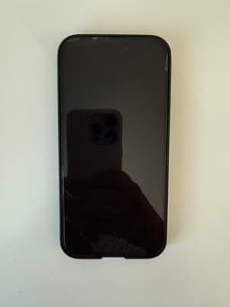 Apple iPhone 16 128GB Svart