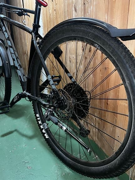 Mountainbike i fint skick – knappt använd!