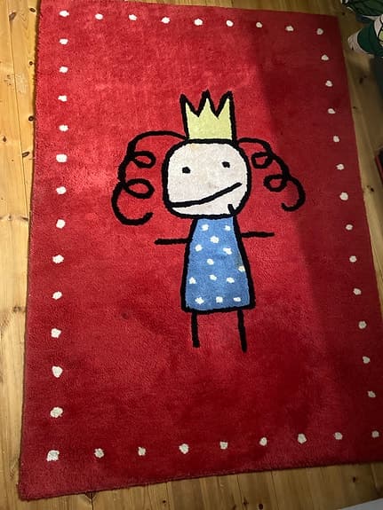 Kathea ,  barnmatta röd med figurmotiv
