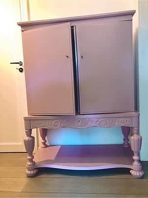 Skåp rosa
