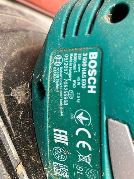 Bosch 3600HAS600 grästrimmer med batteri och laddare