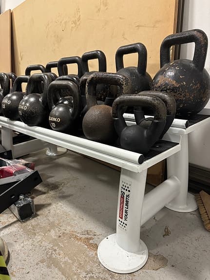 Set kettlebells 266kg bla Eleiko inkl ställ.
