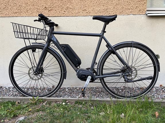 ELCYKEL STÅLHÄSTEN E-HYBRID HERR 8-VXL SHIMANO STEPS GRÅ