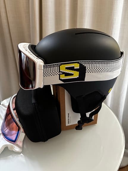 Salomon Brigade skidhjälm + Sentry Prime sigma goggles