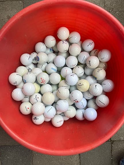 100st Golfbollar