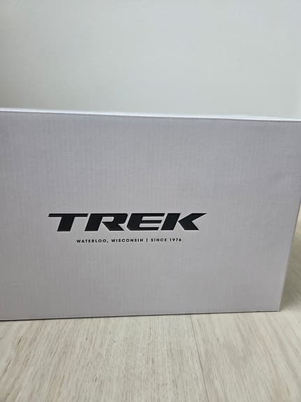 Trek Solstice cykelhjälm M/L svart