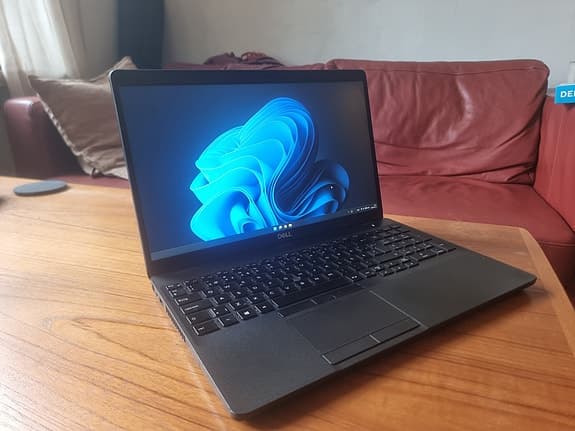 Dell 15"