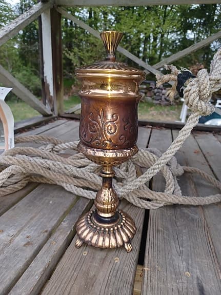Bägare skål med lock i mässing