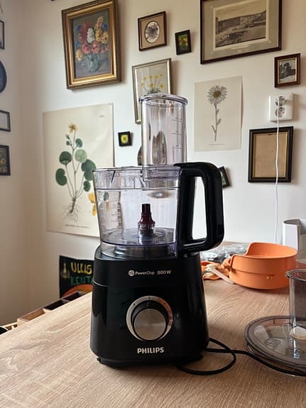 Philips matberedare 800W svart med mixer
