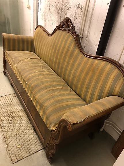 Antik soffa