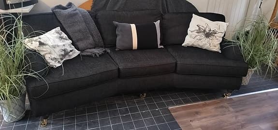 Perfekt tvsoffa i Howardmodell för hela familjen