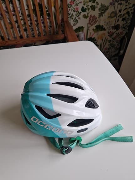Occano barncykelhjälm 51–55 cm turkos/vit