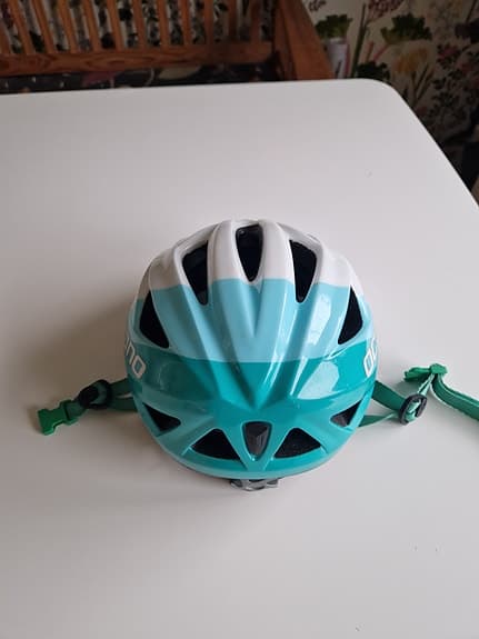 Occano barncykelhjälm 51–55 cm turkos/vit