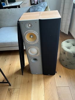 Bowers & Wilkins DM603 S3 golvhögtalare