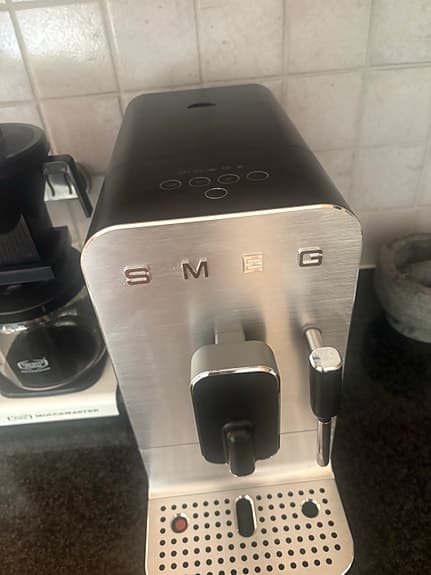 Smeg espressomaskin rostfri med ångstav