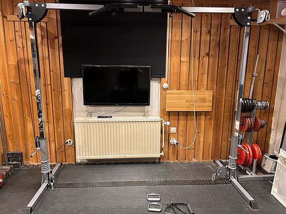 Kryssdrag, cable cross för fria vikter