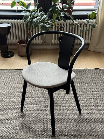 4 st stolar Icha Chair från Massproductions!